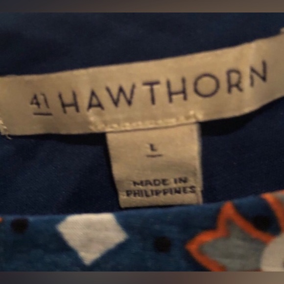 Beautiful Blue Blouse Size Large - Picture 2 of 2